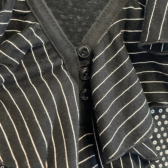 Lauren Jeans Company Black & White LS V-Neck Top Size Large Pre-owned - Picture 3 of 6